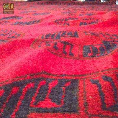 Welliger Afghan Teppich
